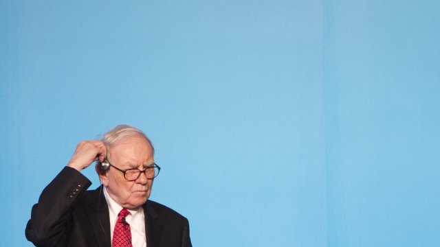 Компания Баффета находится около 10 миллиардов долларов для нефтехимического бизнеса