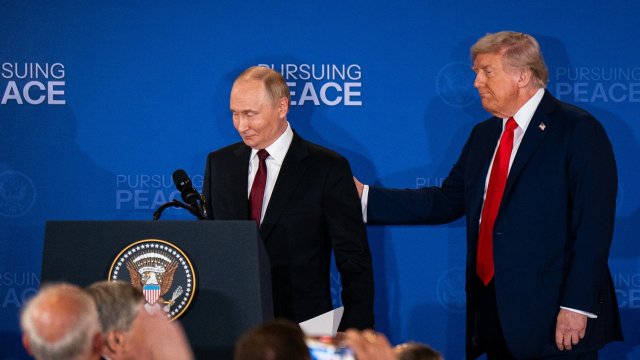 Получив еще один шанс на дипломатию, Трамп лишил Путина стимула остановить войну.