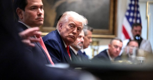 Почему взрыв венесуэльских лодок не остановит поток наркотиков?