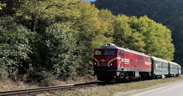 Родопская узкоколейка – один из самых красивых осенних железнодорожных маршрутов в мире.