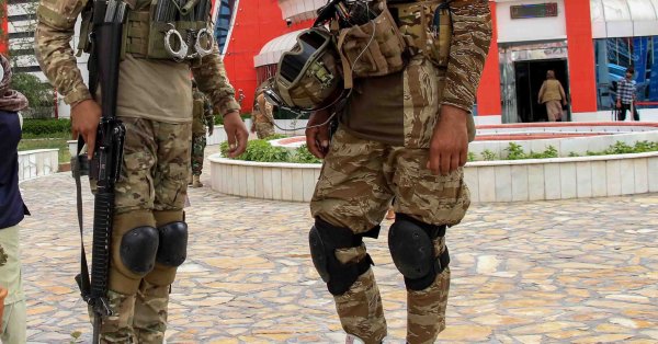 Пакистанские талибы совершили нападения на силовиков, погибли 20 человек