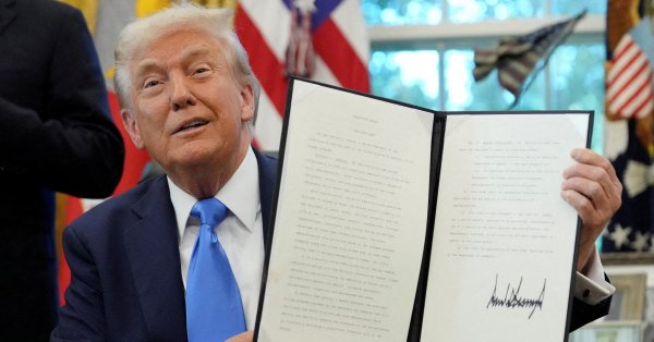 Трамп направляется в Азию, но что будет дальше, можно только догадываться.