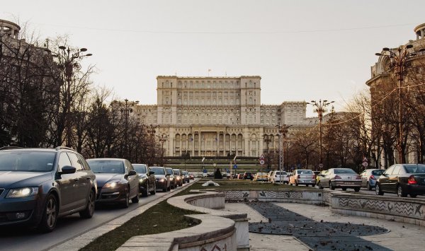 Румыния переиграла для евробатики для финансирования дефицита бюджета