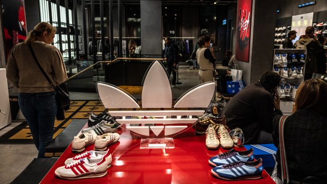 Турция оштрафовала Adidas на $9,6 млн за нарушения при определении цен