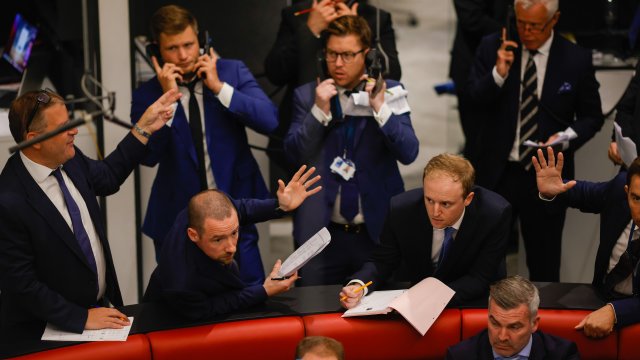 Оптимизм на торговом фронте поддержал основные европейские фондовые индексы