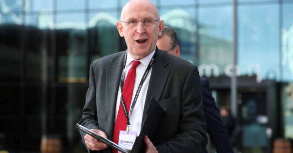 Британские самолеты приняли участие в 12-часовой миссии вместе с США и НАТО к границе с Россией