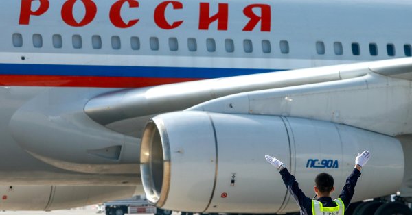 Ряд российских аэропортов ограничил работу из -за угрозы украинских беспилотников