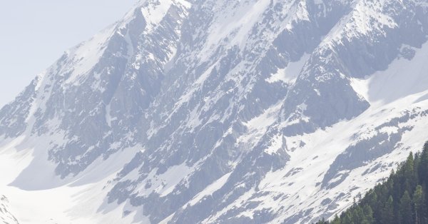 Три хорватских туриста были покрыты лавиной в Словении