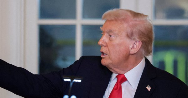 Трамп: если ХАМАС продолжит убивать людей в Газе, у нас не будет другого выбора, кроме как войти и убить их