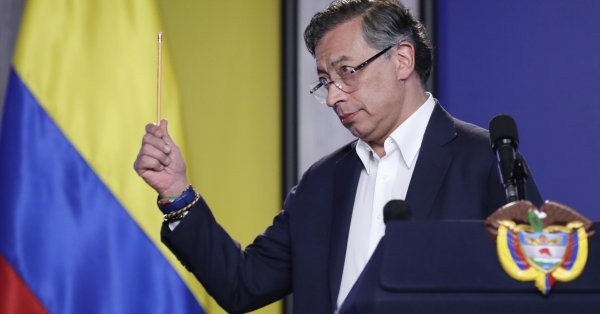 Президент Колумбии: Я не наркоман, мне просто нравятся Gucci и стриптиз-клубы