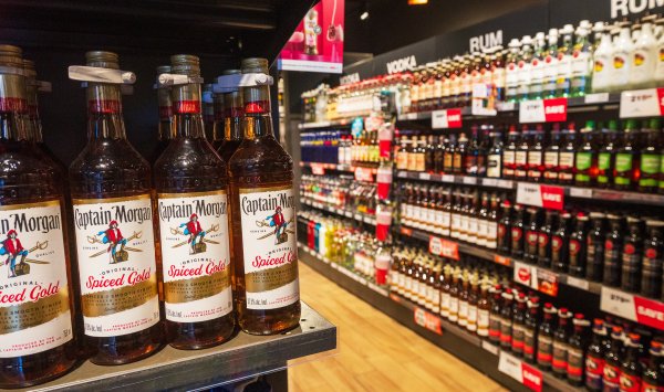 Изменение образа жизни привело к снижению стоимости алкогольных компаний на $830 млрд.