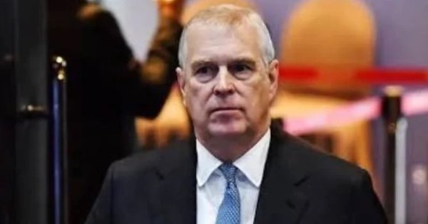 Карл III также лишил бы Андрея воинского звания.