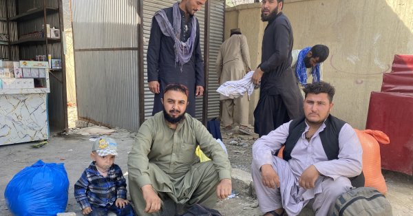 Берлин предлагает деньги афганцам, чтобы они не эмигрировали в Германию