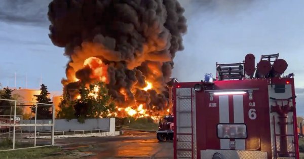 Украина нанесла удар по российскому НПЗ в Рязани