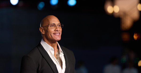 46% американцев поддержали бы Року в качестве кандидата в президенты