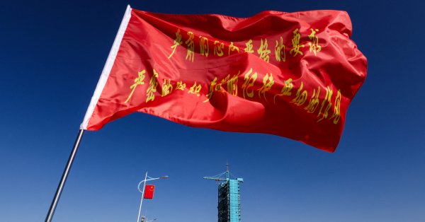 Китай советует гражданам: не ездите в Японию