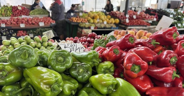 Здоровое питание болгарина: овощи, фрукты и йогурт