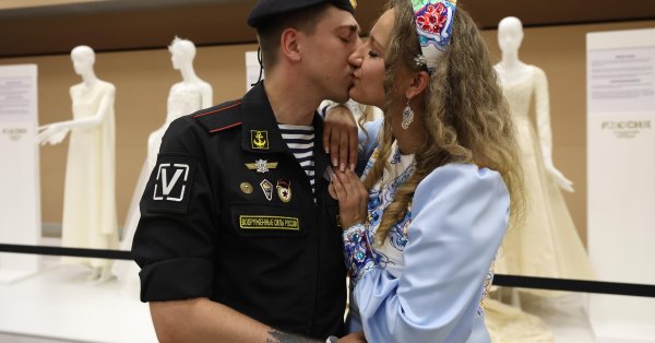 Бум «черных вдов» в России: они выходят замуж за солдат и ждут, чтобы убить их на фронте