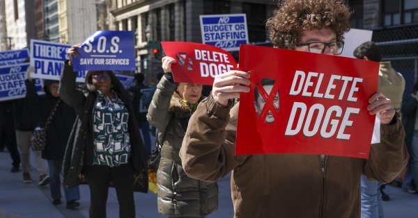 DOGE был расформирован за 8 месяцев до окончания срока его полномочий.