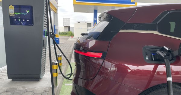 Болгария получает деньги от ЕС на электрозарядные станции