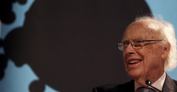 Умер нобелевский лауреат Джеймс Уотсон, один из первооткрывателей структуры ДНК