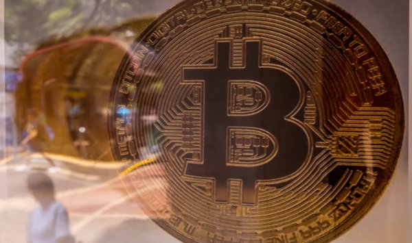 Биткойн опускается еще глубже ниже $100 000, медвежий рынок охватывает криптовалюту