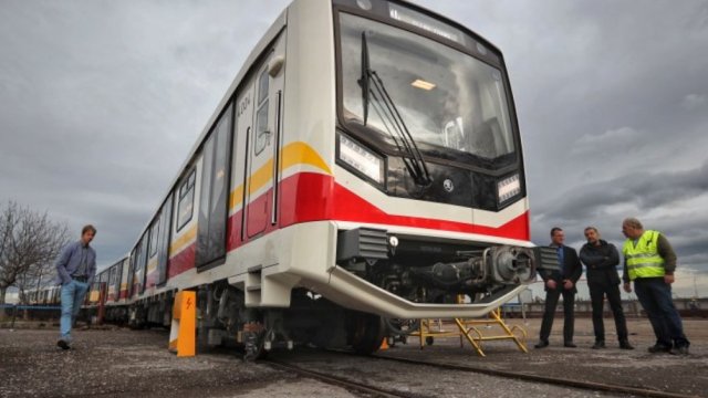 Первый из новых поездов чешского метро прибыл в Софию