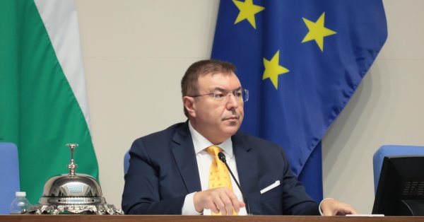 Костадин Ангелов, ГЕРБ: От оппозиции мы получаем только критику и ни одного решения