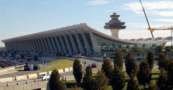 Из-за угрозы взрыва заблокировали аэропорт в Вашингтоне