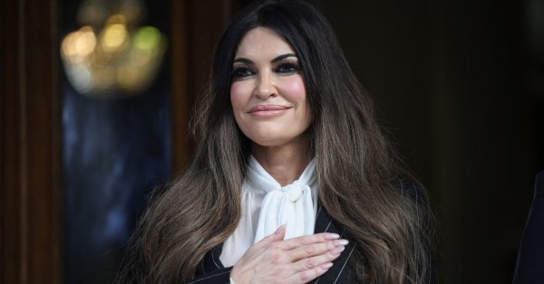 Новый посол США в Греции отпраздновал свой пост сиртаки