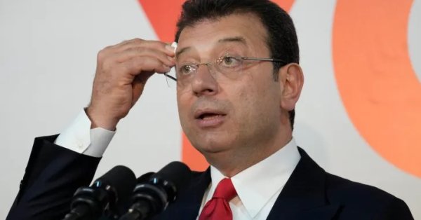 Прокуратура запросила для бывшего мэра Стамбула 2352 года тюрьмы