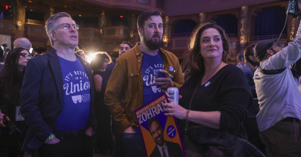 Впервые: мусульманин южноазиатского происхождения, родившийся в Африке, стал мэром Нью-Йорка