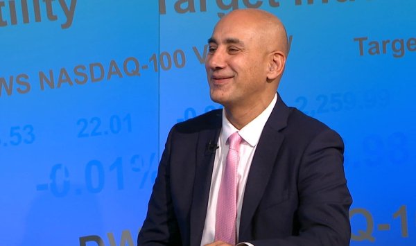 Николай Стойков: Вечеринка на Уолл-стрит скоро завершится коррекцией на 10%