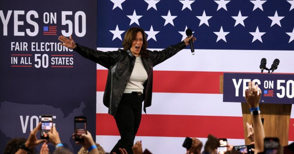 Клуни: Камала была ошибкой баллотироваться на пост президента