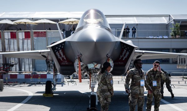 Почему продажа F-35 Саудовской Аравии является таким спорным вопросом?