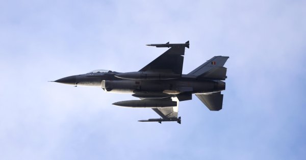Румыния подняла F-16 из-за авиаударов по Украине вблизи ее границы