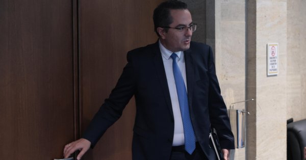 Цончо Ганев: Проект бюджета хоронит нас кредитами и уничтожает малый и средний бизнес