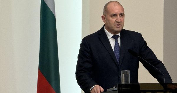 Радев спрашивает в Facebook: Какова реальная цель законодательных изменений для НПЗ и кто в этом заинтересован?