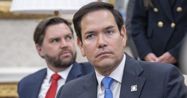 Битва за Украину разделяет команду Трампа