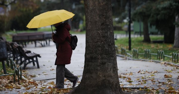 Погода остается пасмурной и дождливой