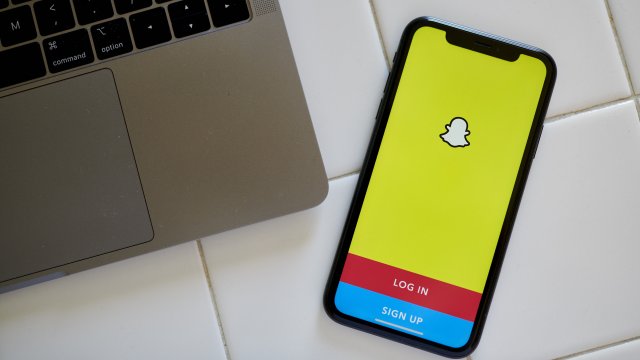 Snap сотрудничает с Perplexity AI за 400 миллиардов долларов