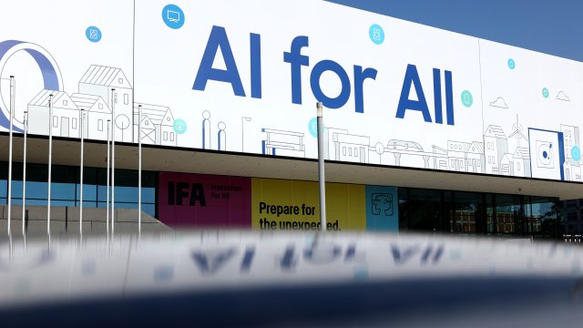 ОАЭ планируют инвестировать $1 млрд в инфраструктуру искусственного интеллекта в Африке