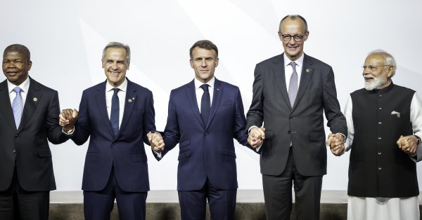 Макрон: Многие пункты мирного плана Трампа не могут быть реализованы без Европы