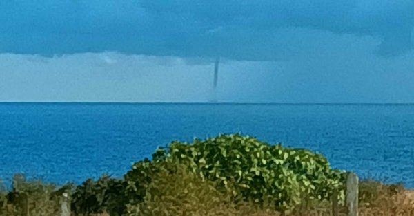 Новая опасность в Царево: предупреждение об ураганном ветре