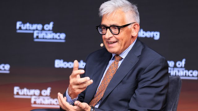 Глава ЕЦБ Чиполлоне высказался против идеи о том, что цифровой евро будет доступен только оффлайн