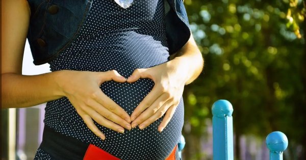 Египтянка беременна девятью детьми