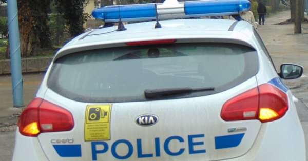 После убийства в магазине в Софии: преступника нашли мертвым в машине