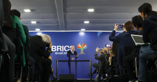 Политика Трампа резко снизила смысл существования БРИКС