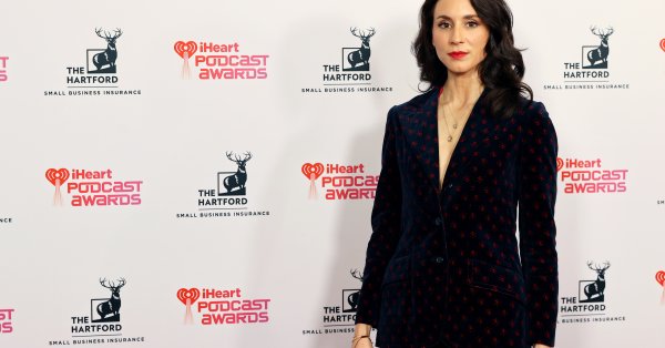 Актриса из «Милые обманщицы» станет мамой в третий раз!