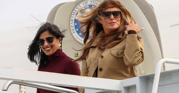 В кадре: Мелания Трамп и Ашер Вэнс вместе на «Тюленях»